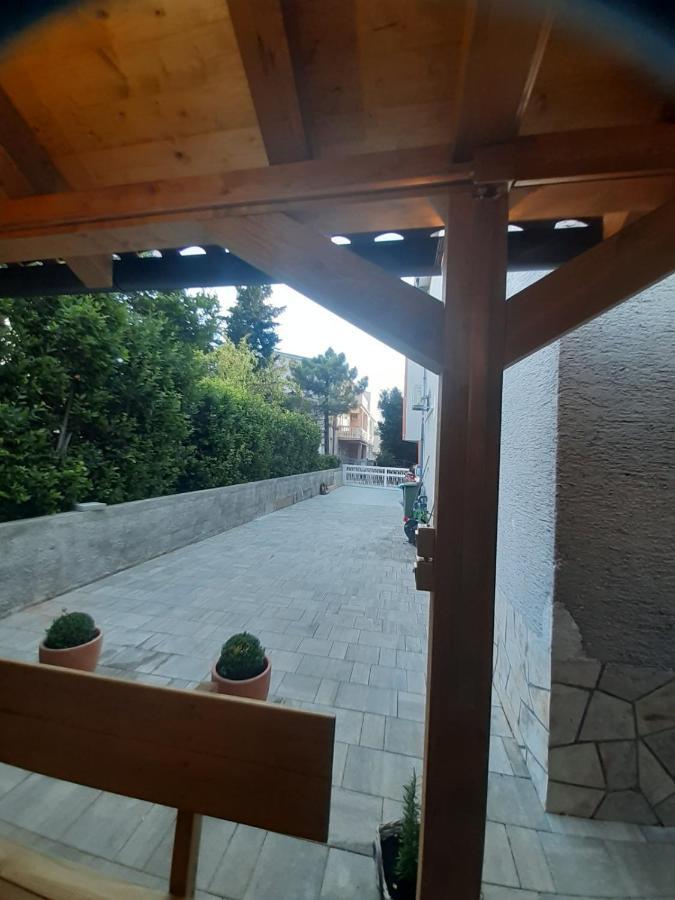 Apartment Dino Selce Buitenkant foto